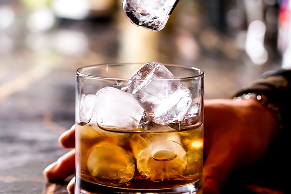 Garrafas de Whisky e Destilados